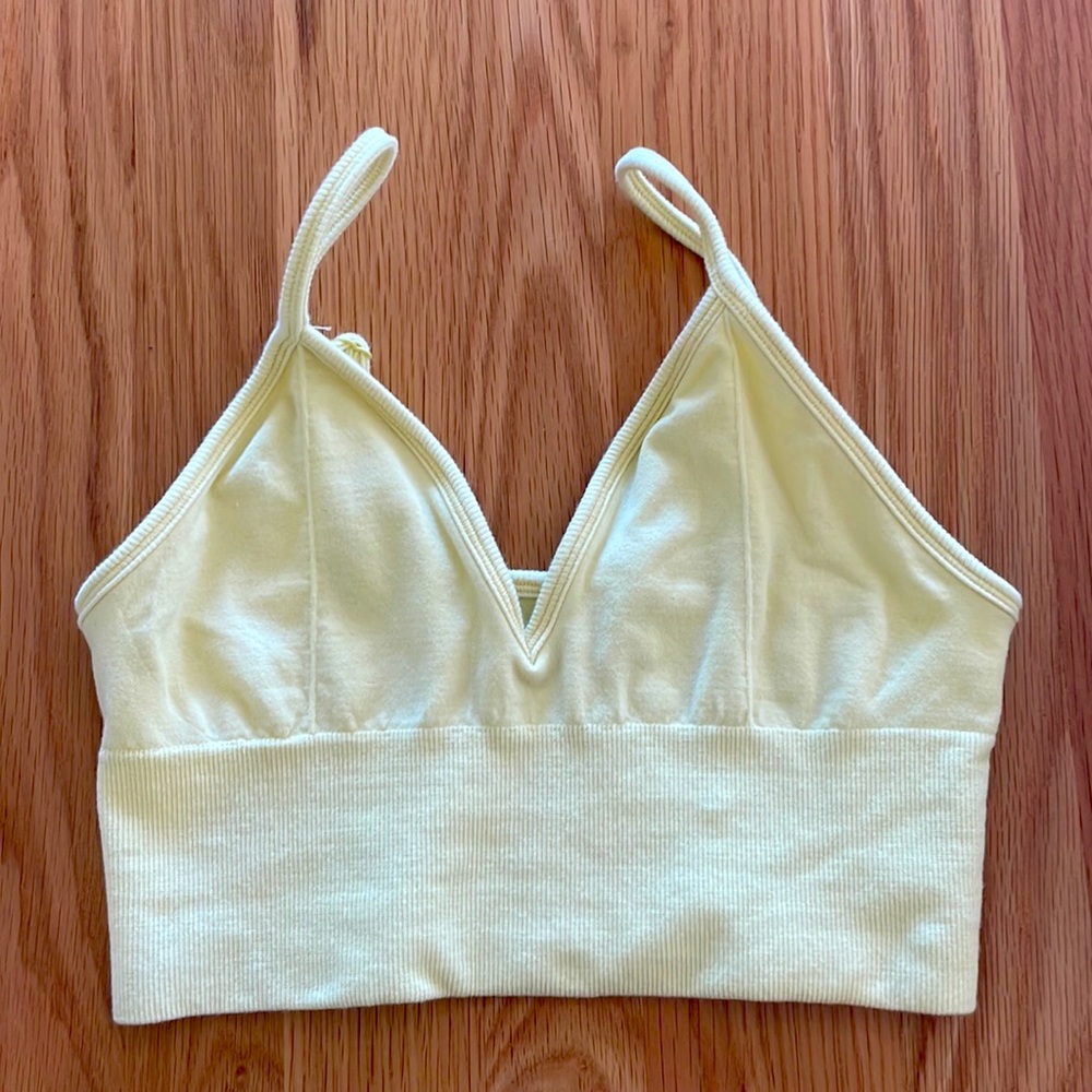 Alo Delight Bralette - Pale Yellow